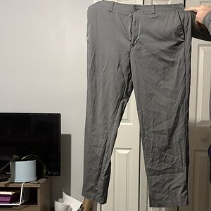 Izod Men's Charcoal Chinos